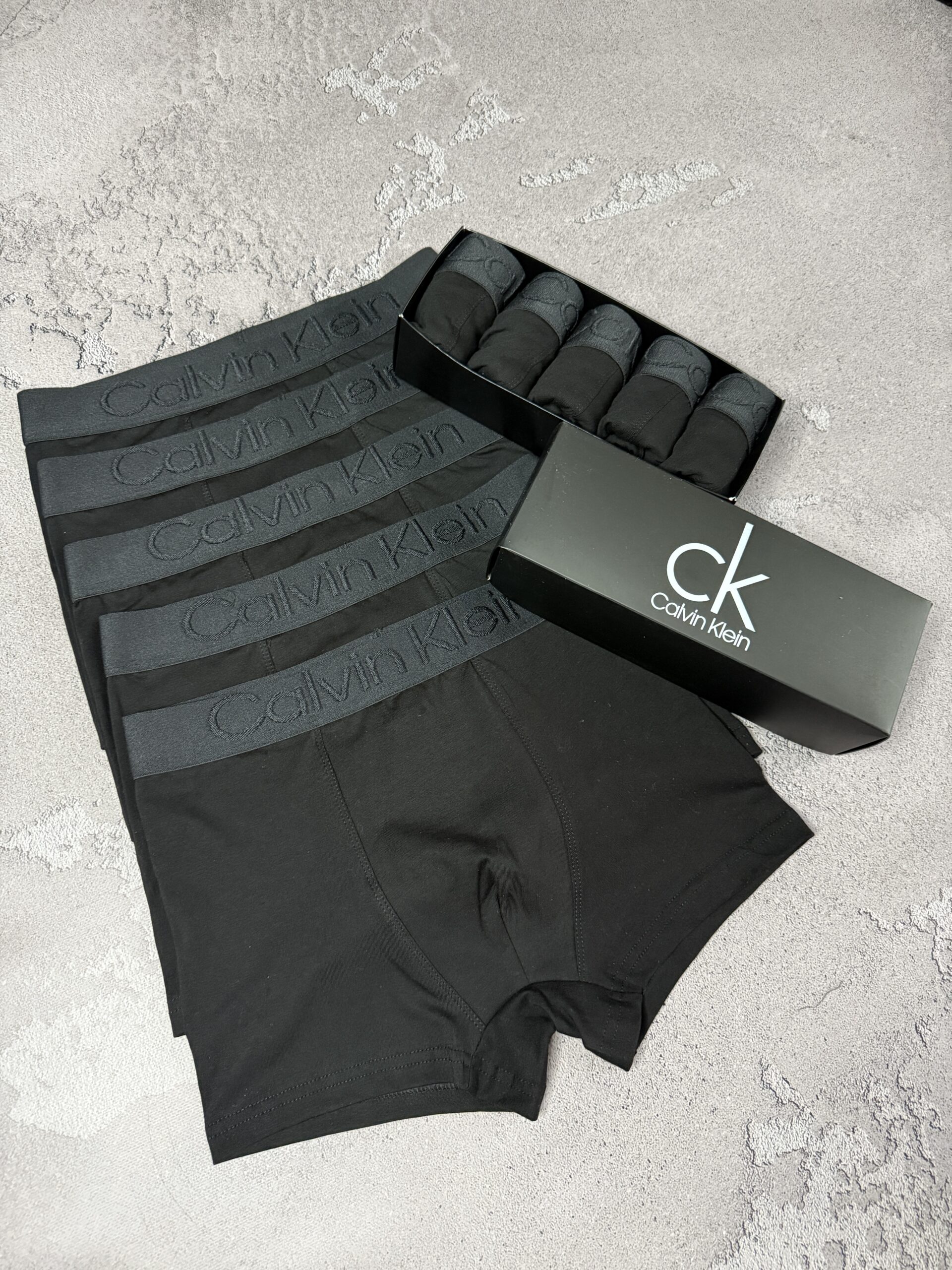 чоловічі труси боксери calvin klein