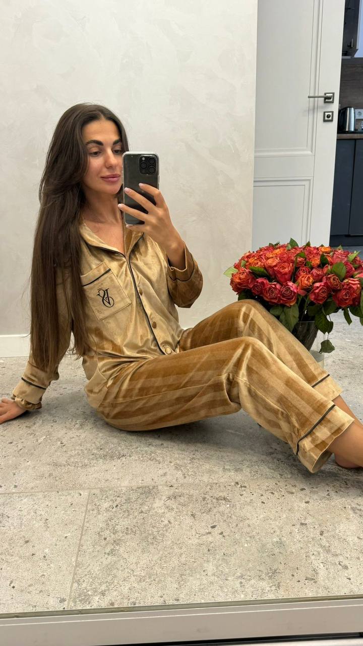 Жіноча піжама Victoria’s Secret (модель 1040)